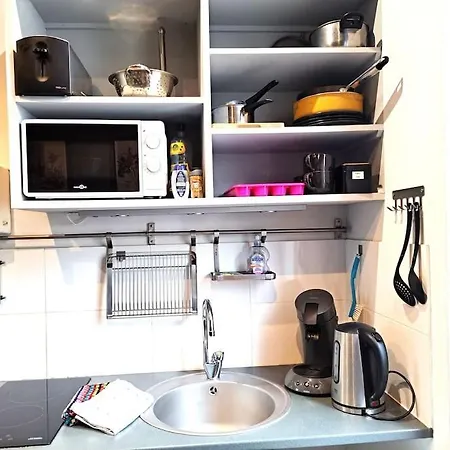 Studette Chabaud Rue Apartament